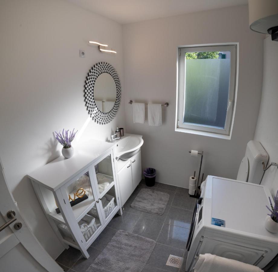 Ferienwohnung Apartman Iva Zadar Exterior foto